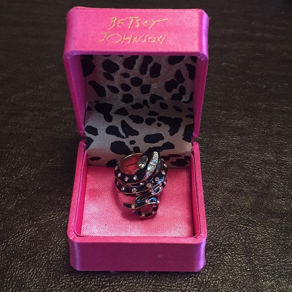 Betsey Johnson Jewelry - Betsey Johnson Black/Gold Snake Ring